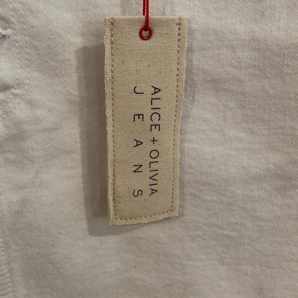 NWT Alice + Olivia Jeans White Button-Fly Fringe Hem Mini, Size 32 - Picture 3 of 9